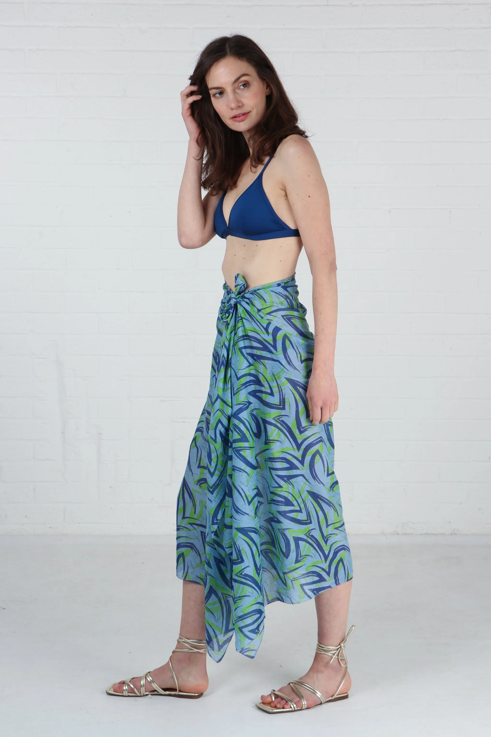 Artistic Brushstroke Print Cotton Scarf in Blue