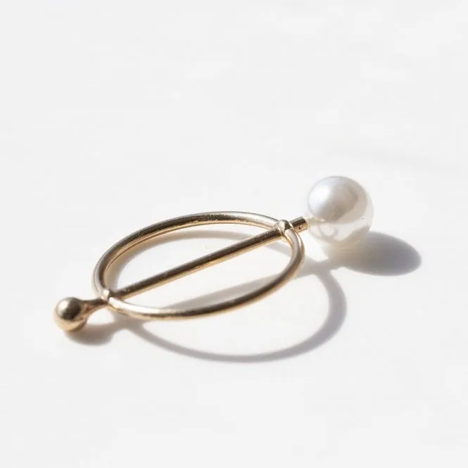 Circle and Pearl Scarf Buckle