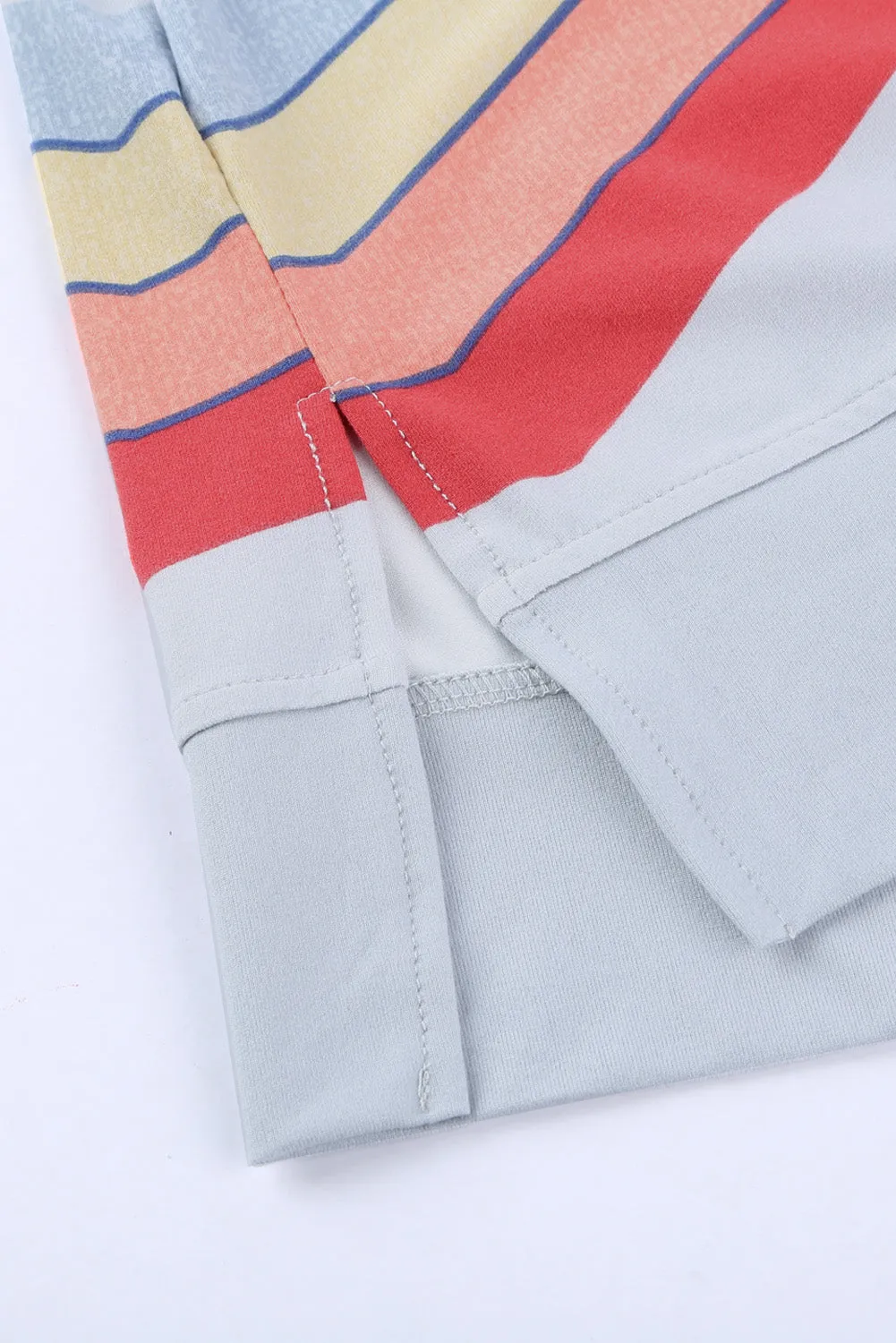 Colorful Wavy Stripes Print Short Sleeve Tee