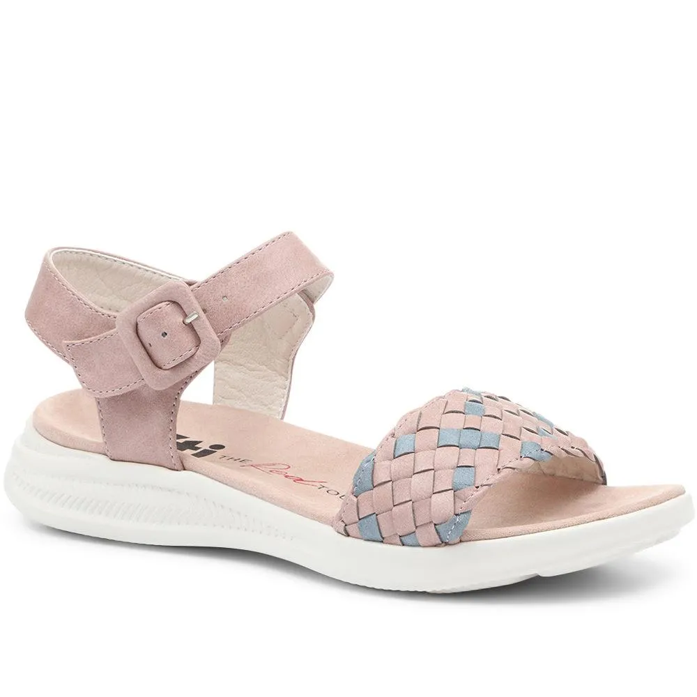 Lightweight Strappy Sandal - XTI31530 / 318 355
