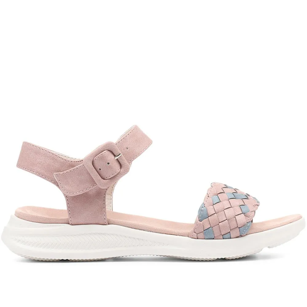 Lightweight Strappy Sandal - XTI31530 / 318 355