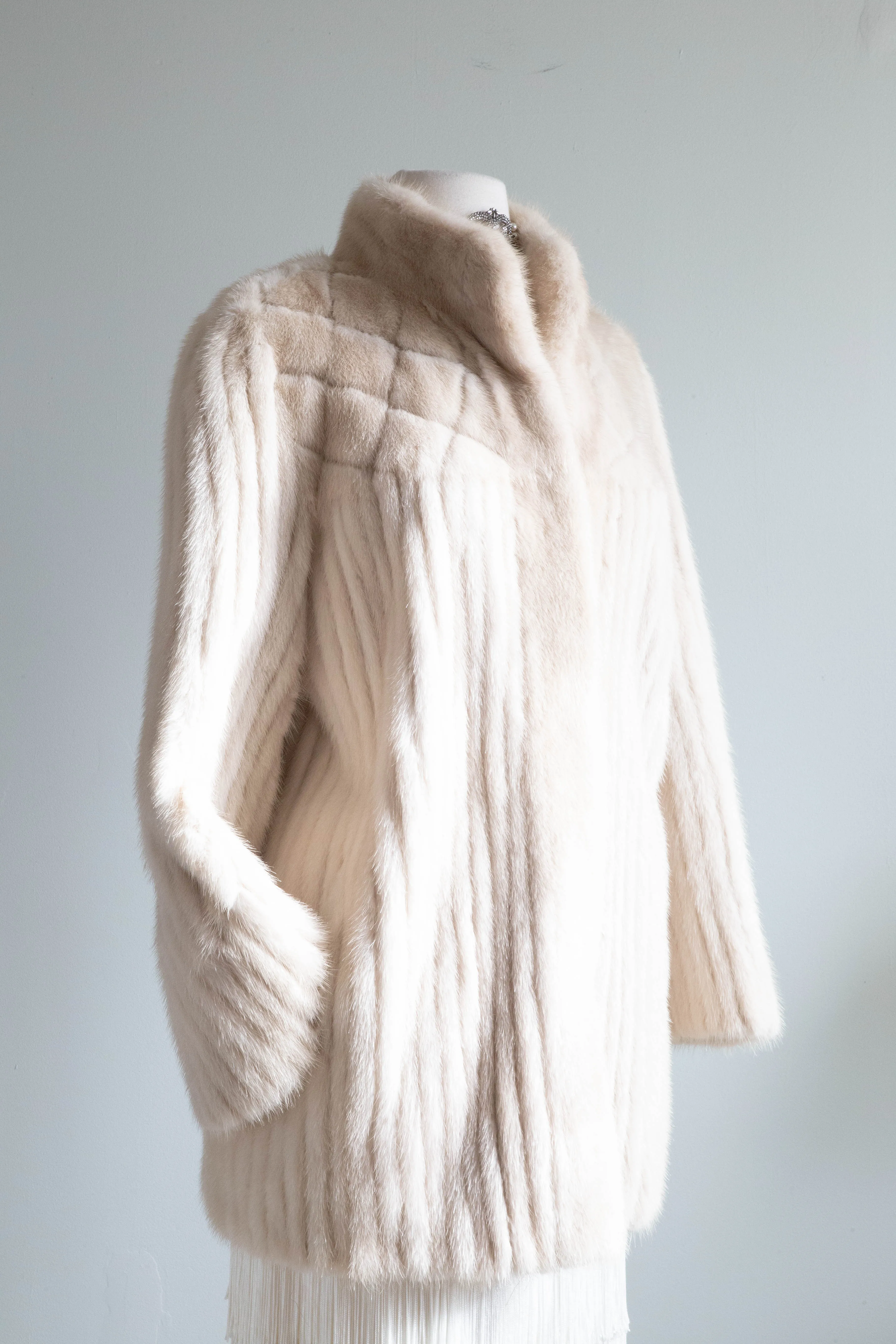 Luxurious 1970's Pearl Blond Mink Jacket / Medium