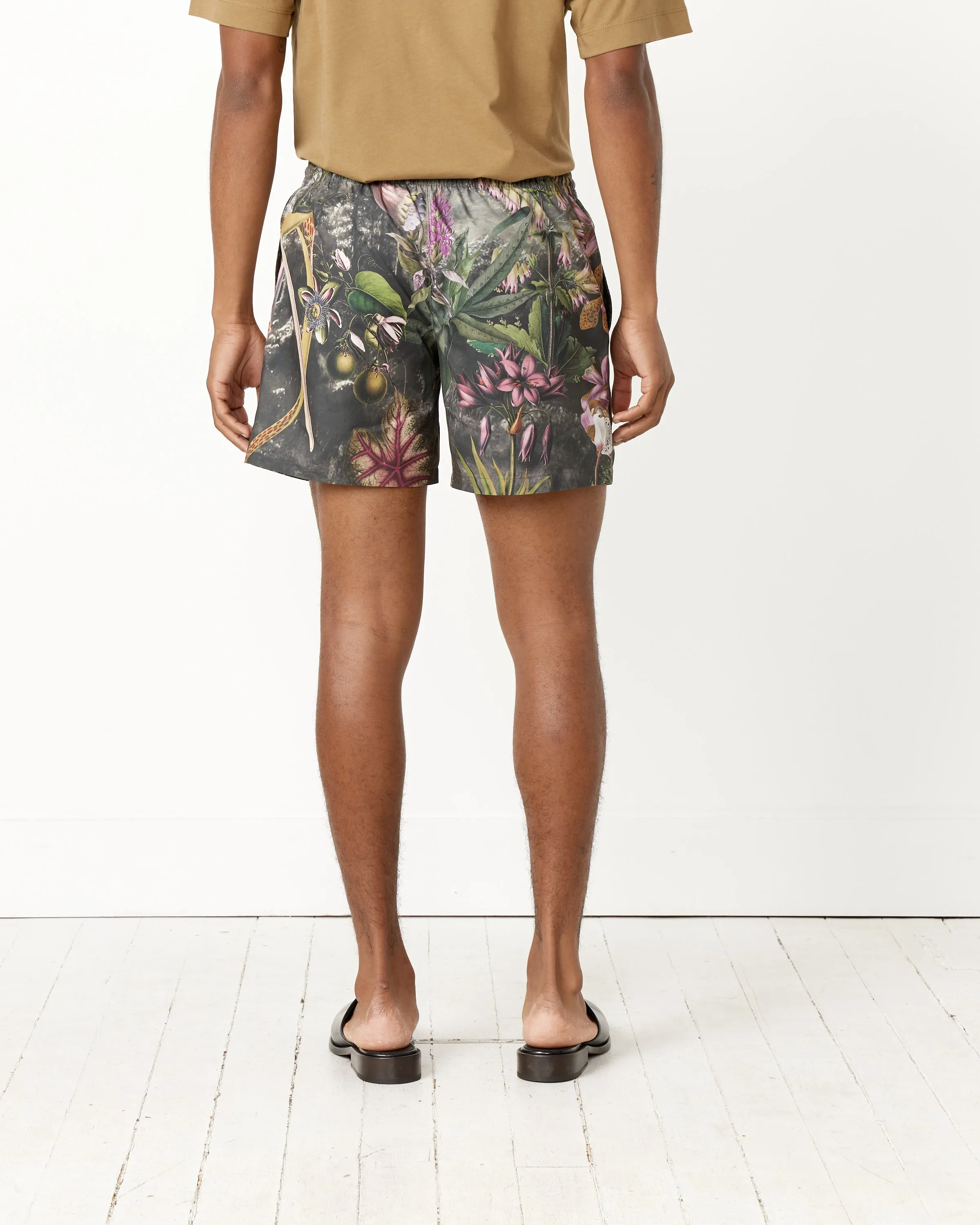 Relaxed Botanical Swimshort